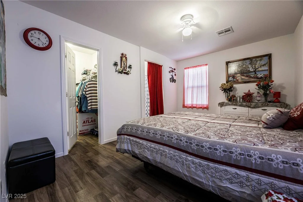 1035 Spotted Saddle, Henderson, NV 89015