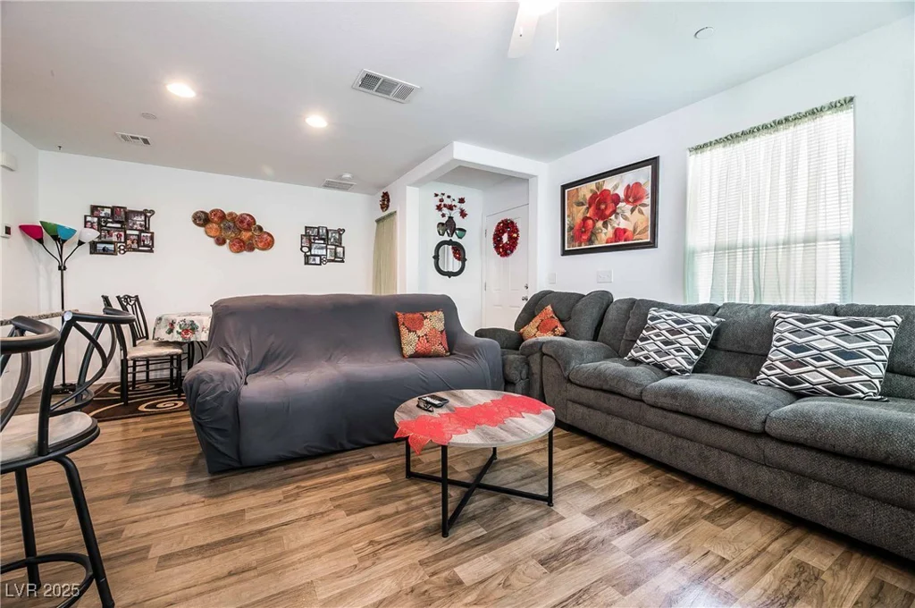1035 Spotted Saddle, Henderson, NV 89015