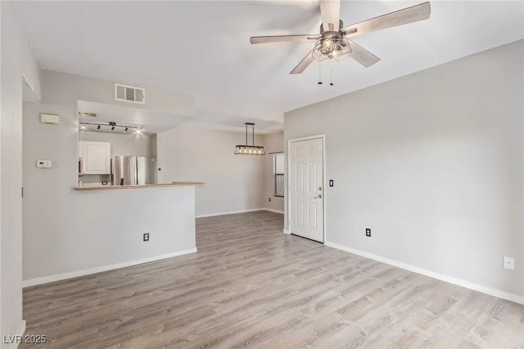 8250 Grand Canyon, Las Vegas, NV 89166