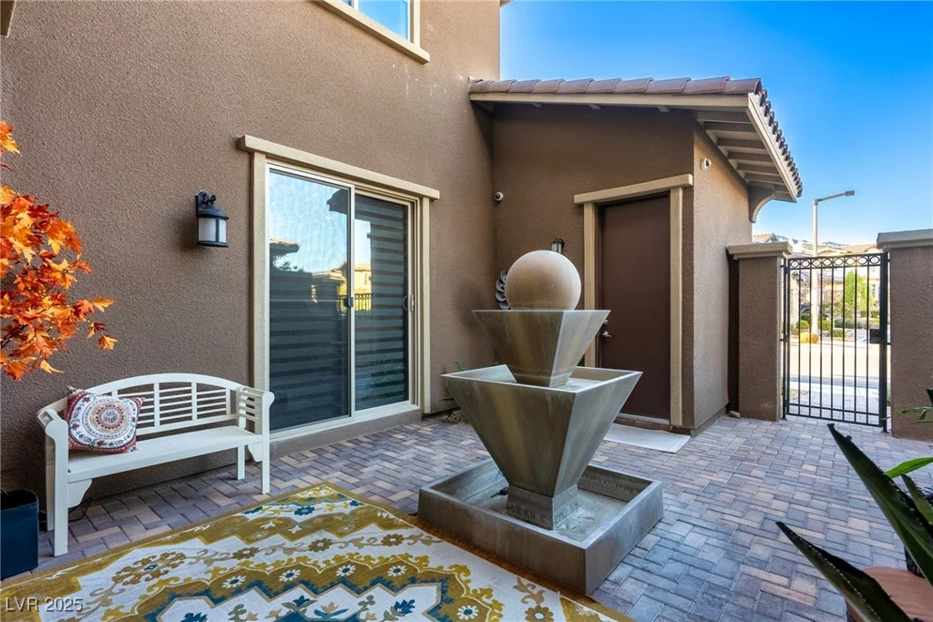 12249 Catanzaro, Las Vegas, NV 89138
