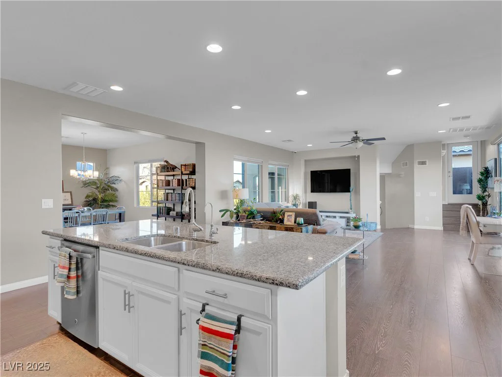 12249 Catanzaro, Las Vegas, NV 89138
