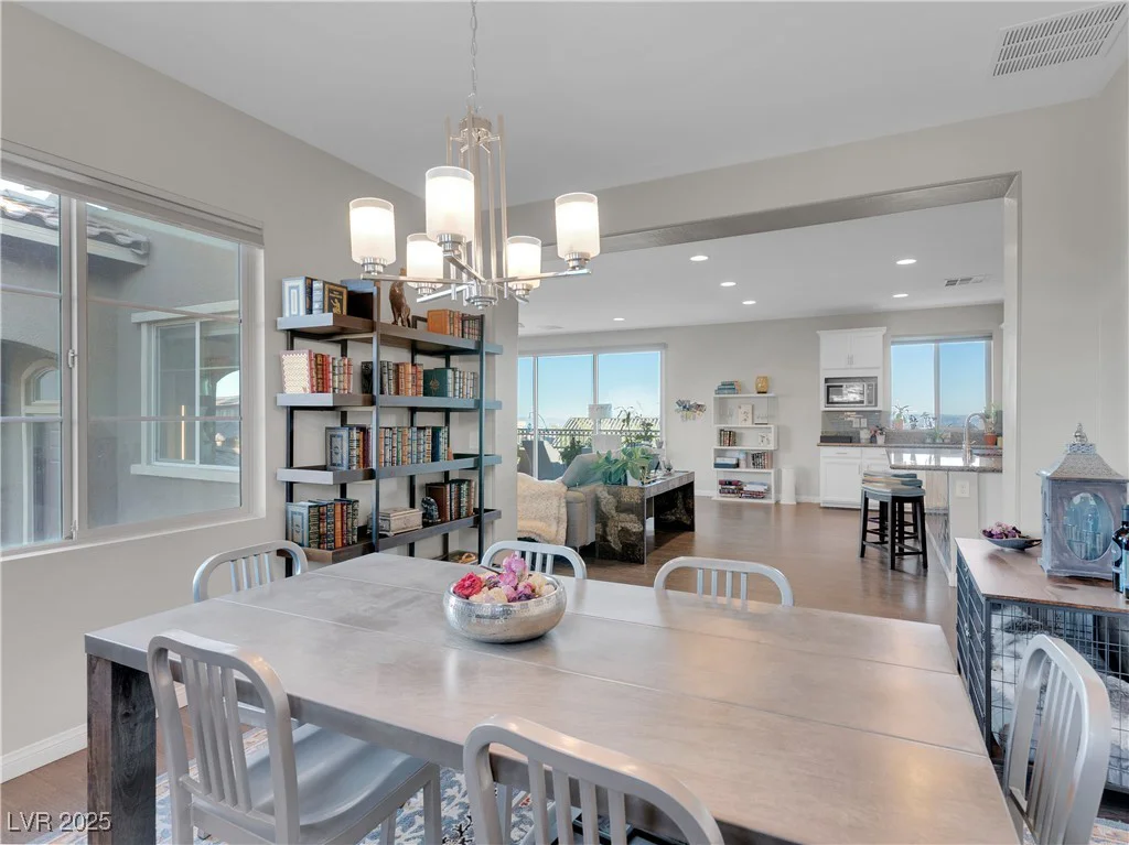 12249 Catanzaro, Las Vegas, NV 89138