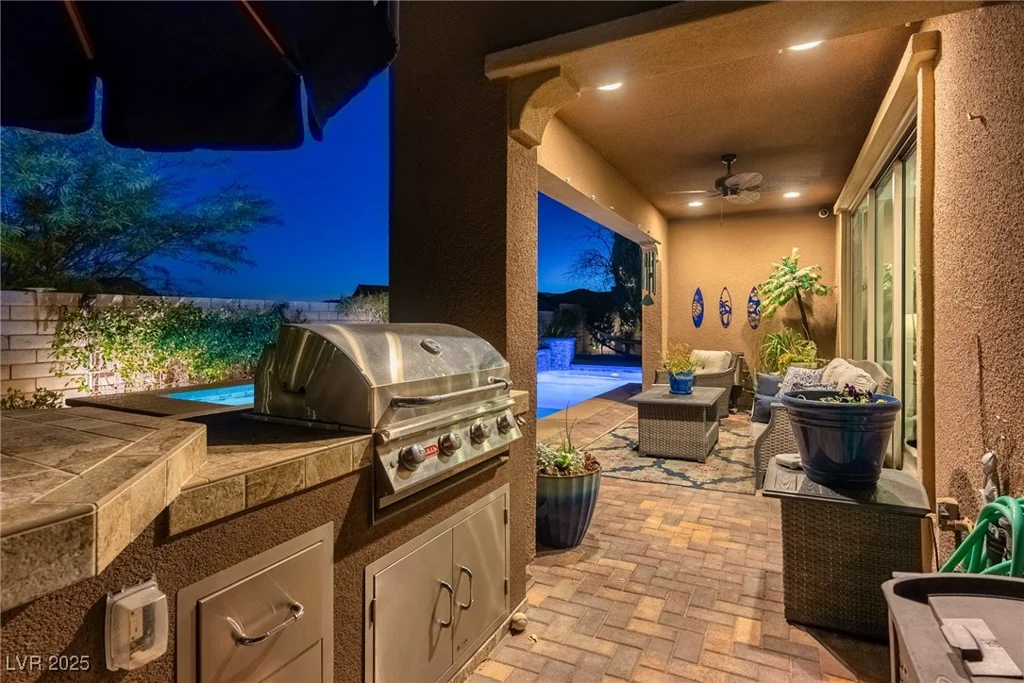 12249 Catanzaro, Las Vegas, NV 89138