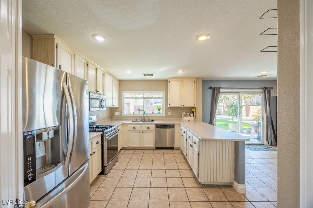 5031 Naff Ridge, Las Vegas, NV 89131