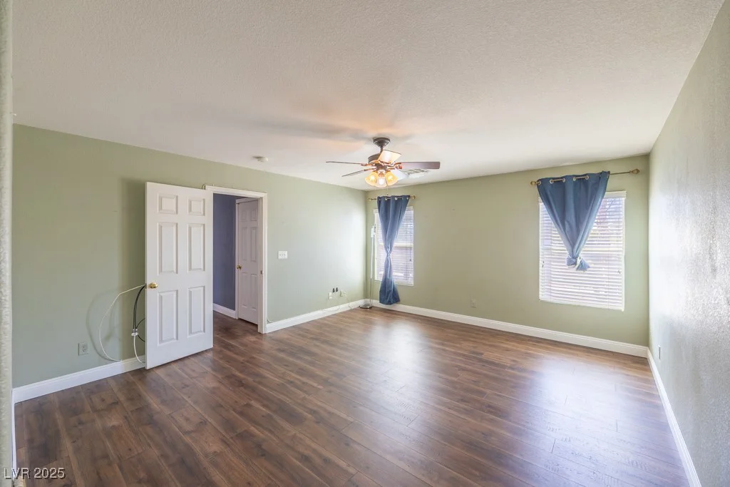 5031 Naff Ridge, Las Vegas, NV 89131