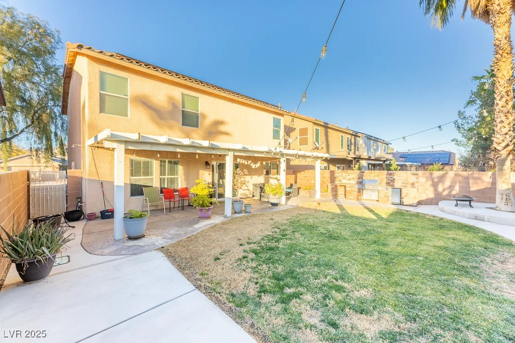 5031 Naff Ridge, Las Vegas, NV 89131