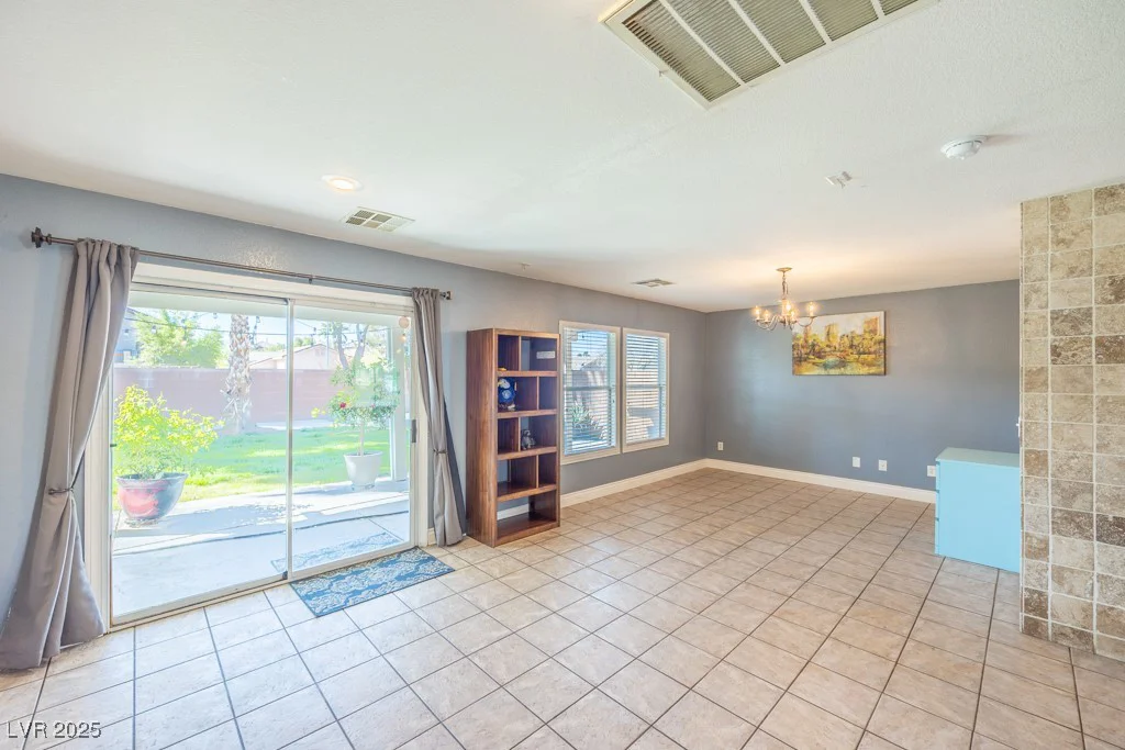 5031 Naff Ridge, Las Vegas, NV 89131