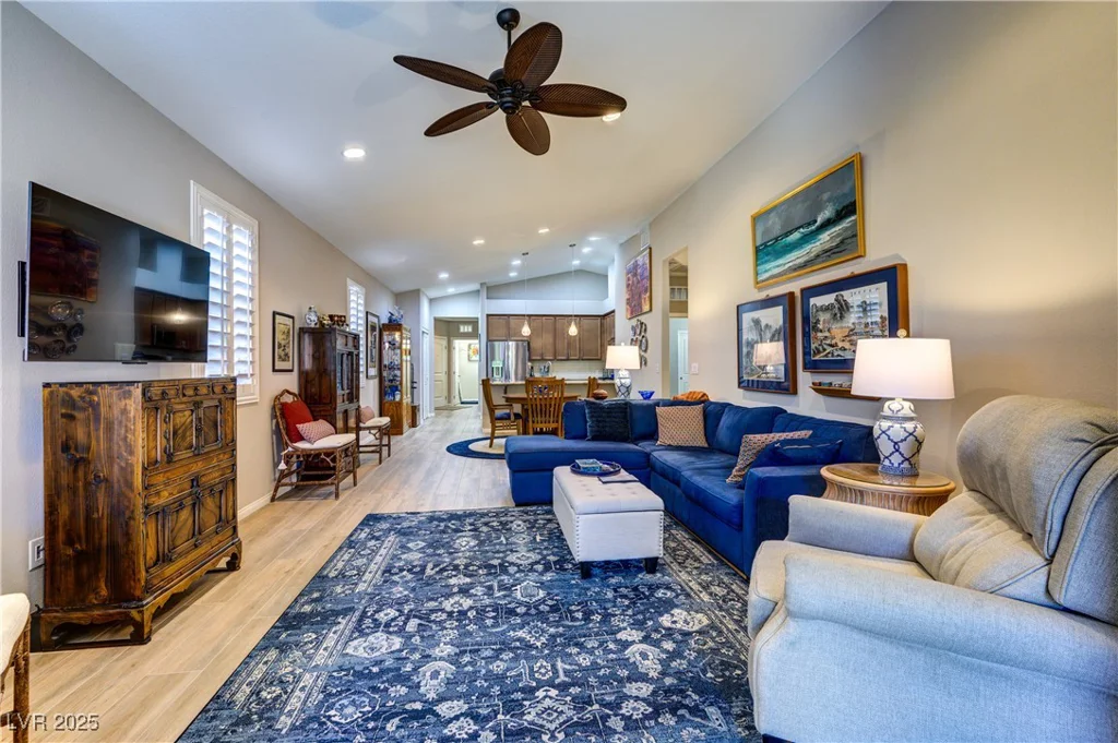 8036 Literature, Las Vegas, NV 89113