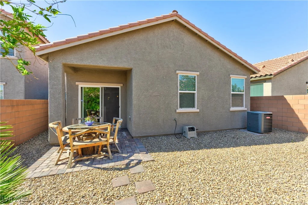 8036 Literature, Las Vegas, NV 89113