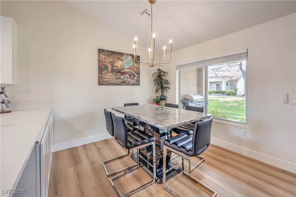 8513 Glenmount, Las Vegas, NV 89134