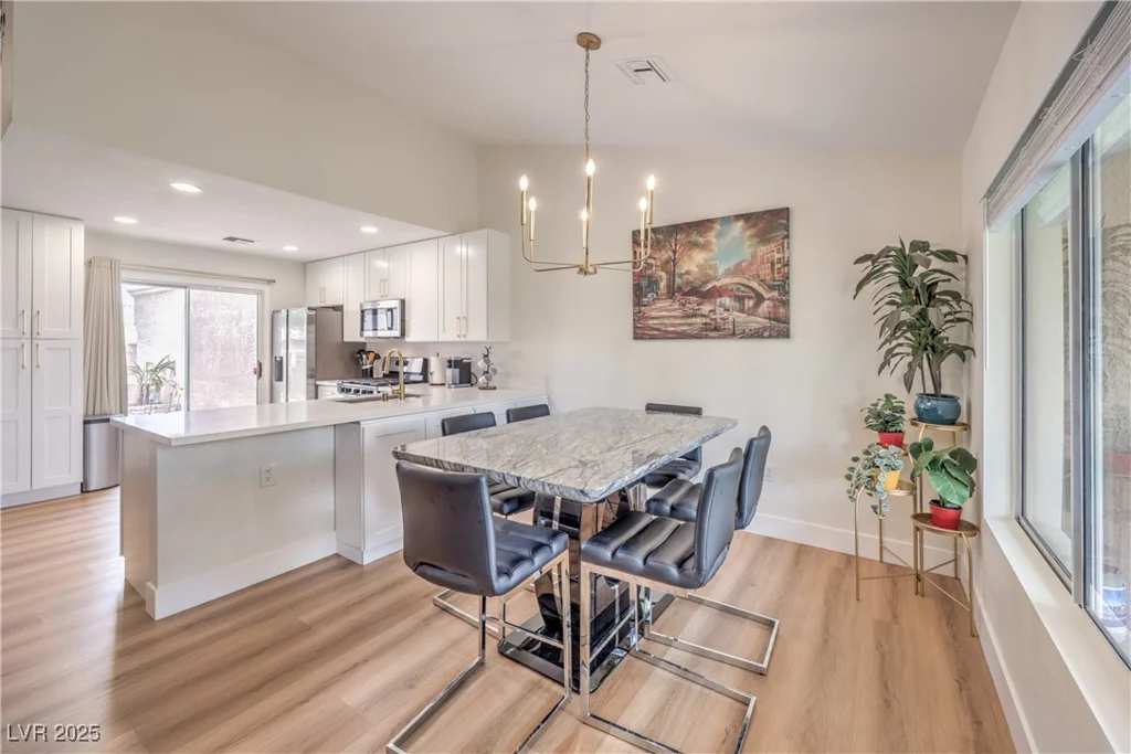 8513 Glenmount, Las Vegas, NV 89134
