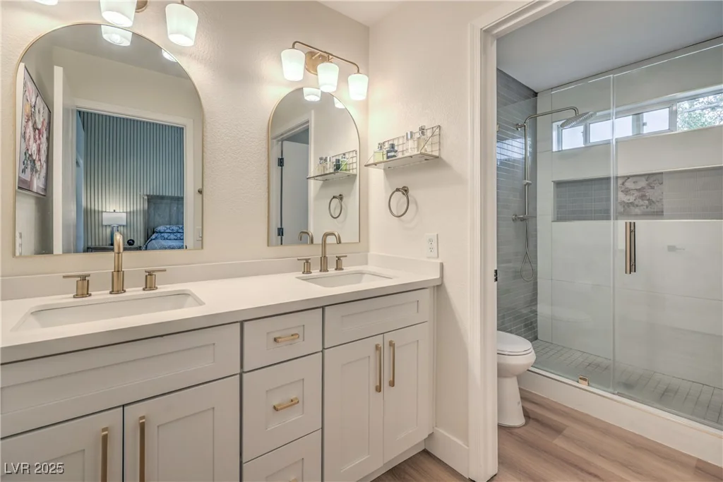 8513 Glenmount, Las Vegas, NV 89134