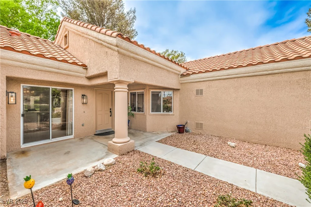 8513 Glenmount, Las Vegas, NV 89134