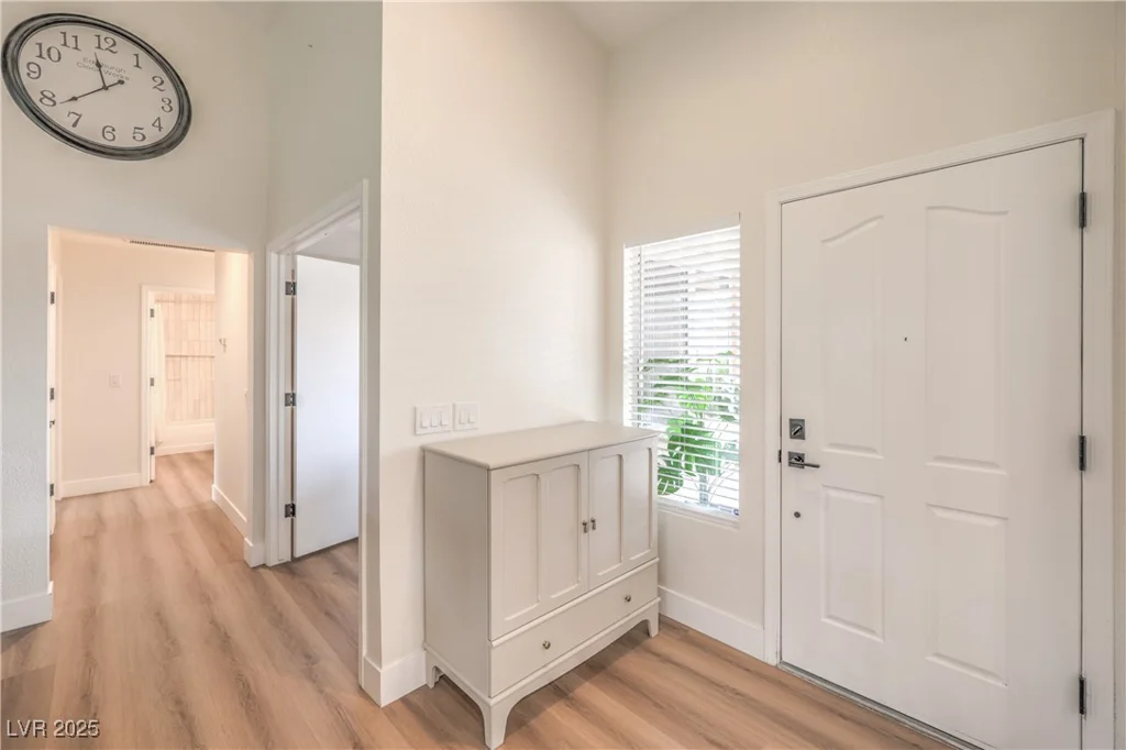 8513 Glenmount, Las Vegas, NV 89134