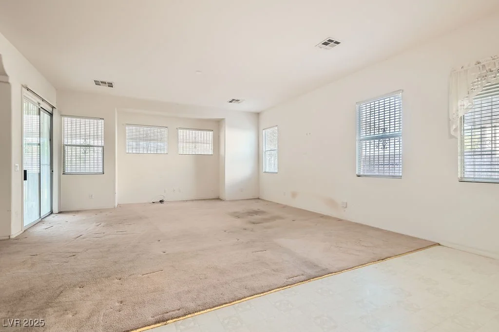 7568 Shadow Estates, Las Vegas, NV 89113