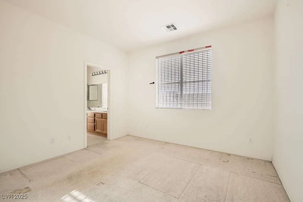 7568 Shadow Estates, Las Vegas, NV 89113