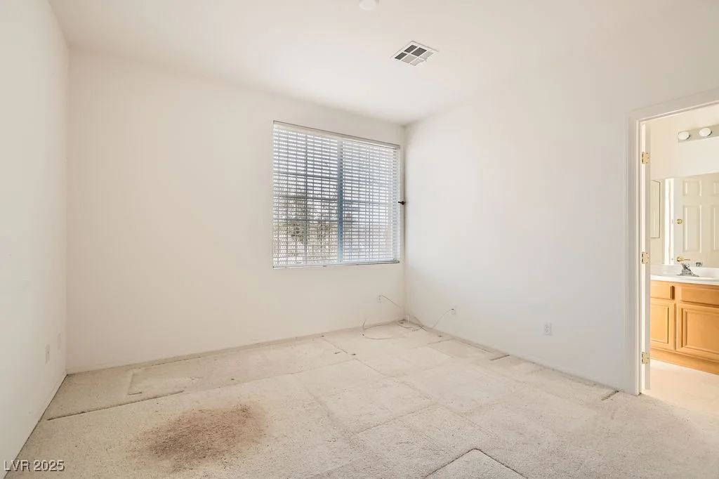 7568 Shadow Estates, Las Vegas, NV 89113