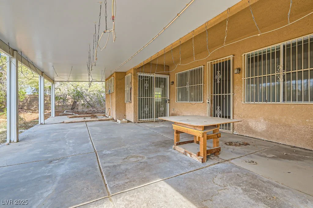 7568 Shadow Estates, Las Vegas, NV 89113