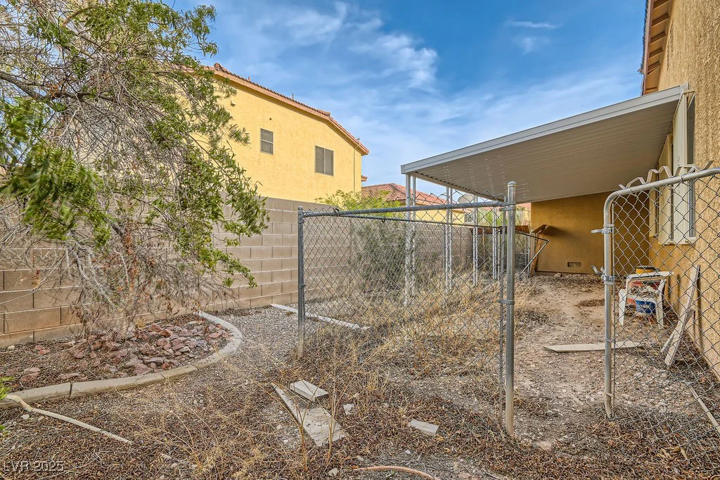 7568 Shadow Estates, Las Vegas, NV 89113