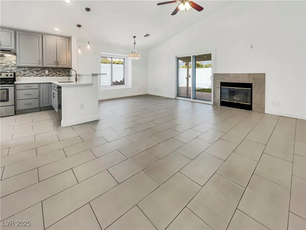 3308 Paragon, Las Vegas, NV 89117