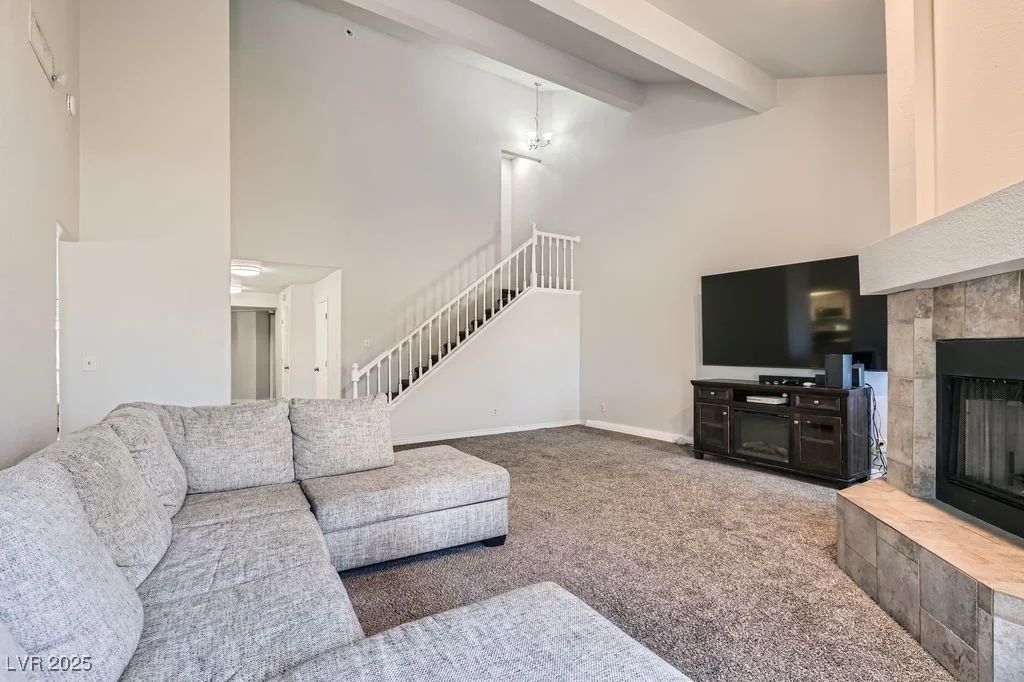 3609 Laguna Del Sol, Las Vegas, NV 89121