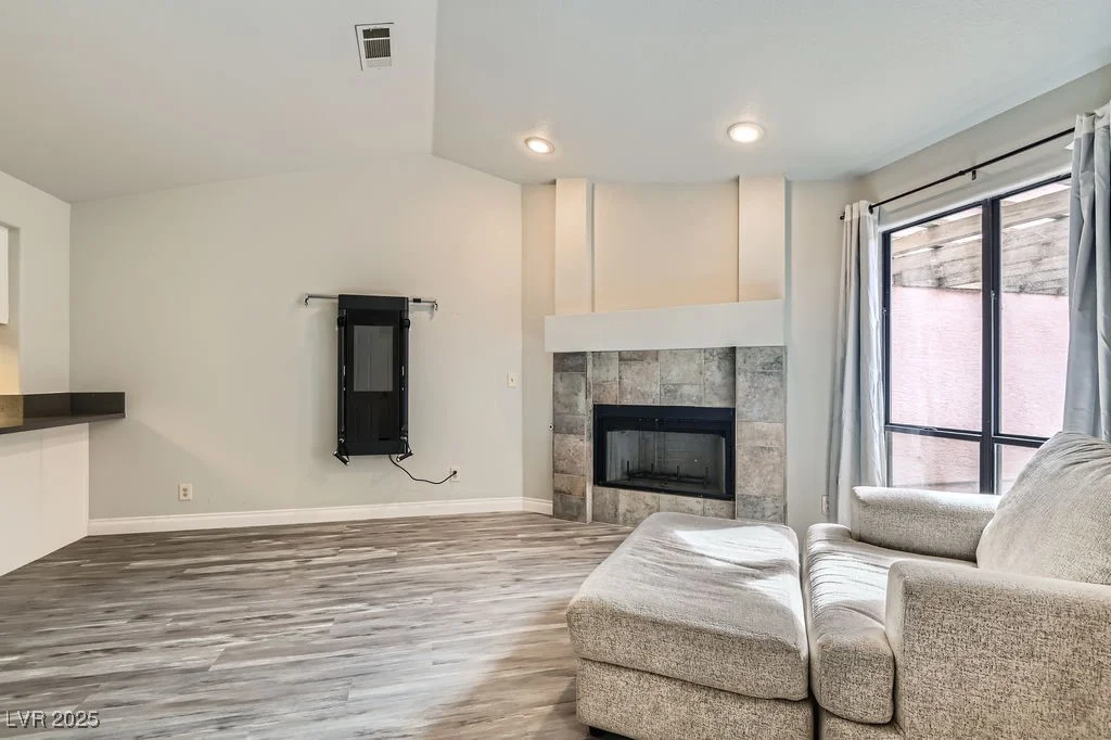 3609 Laguna Del Sol, Las Vegas, NV 89121