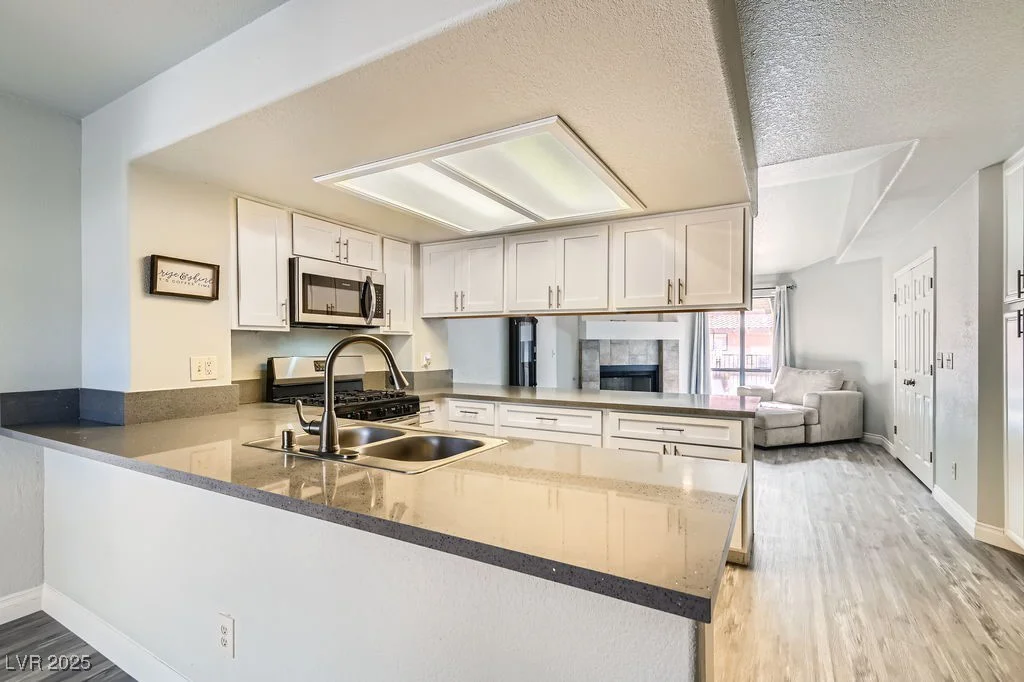 3609 Laguna Del Sol, Las Vegas, NV 89121
