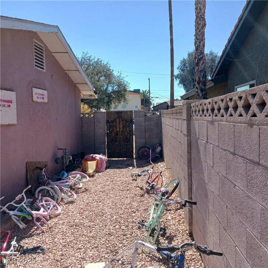 5324 Del Monte, Las Vegas, NV 89146