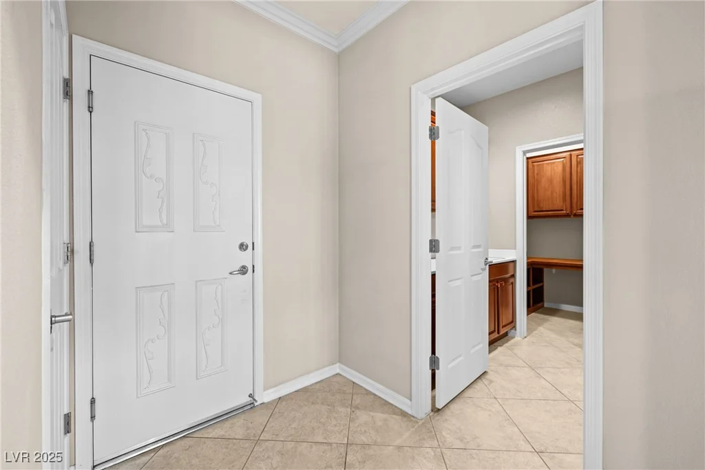 2373 Black River Falls, Henderson, NV 89044