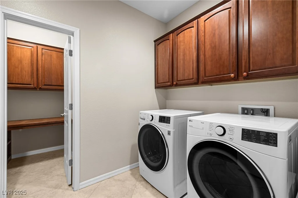 2373 Black River Falls, Henderson, NV 89044