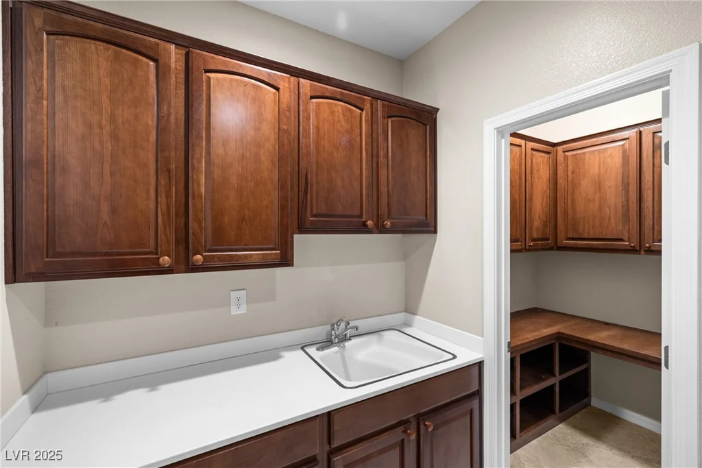 2373 Black River Falls, Henderson, NV 89044