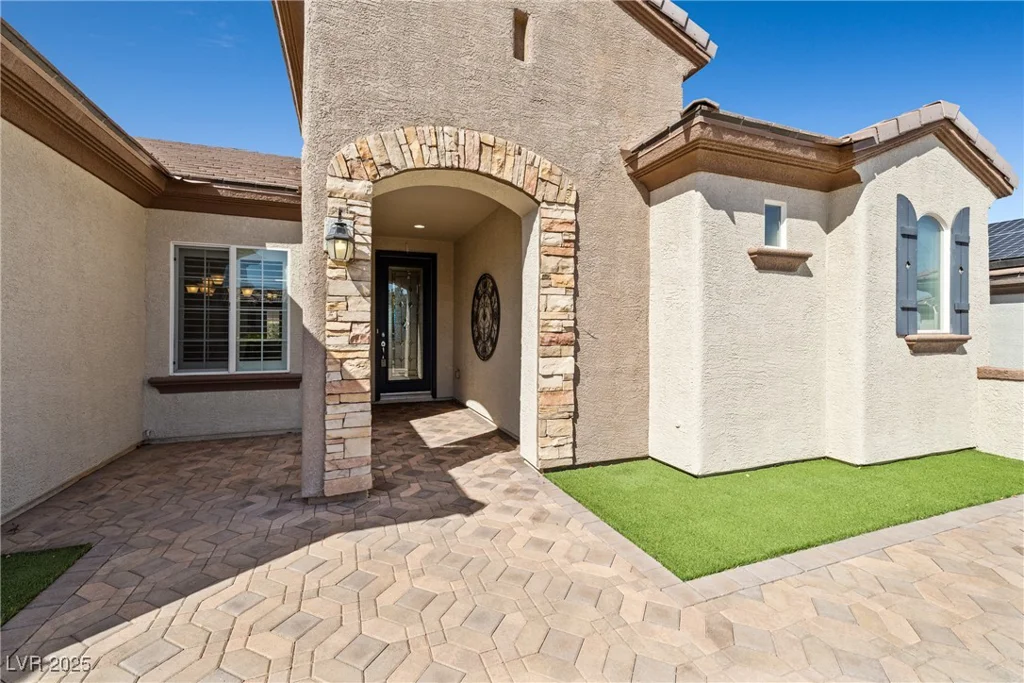 2373 Black River Falls, Henderson, NV 89044