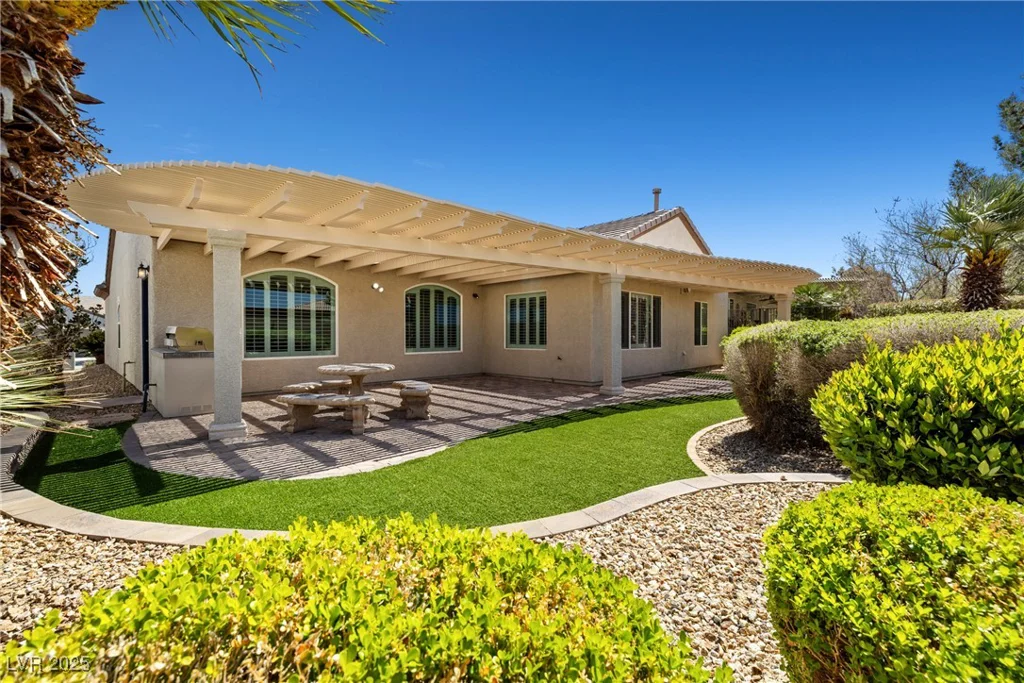 2373 Black River Falls, Henderson, NV 89044