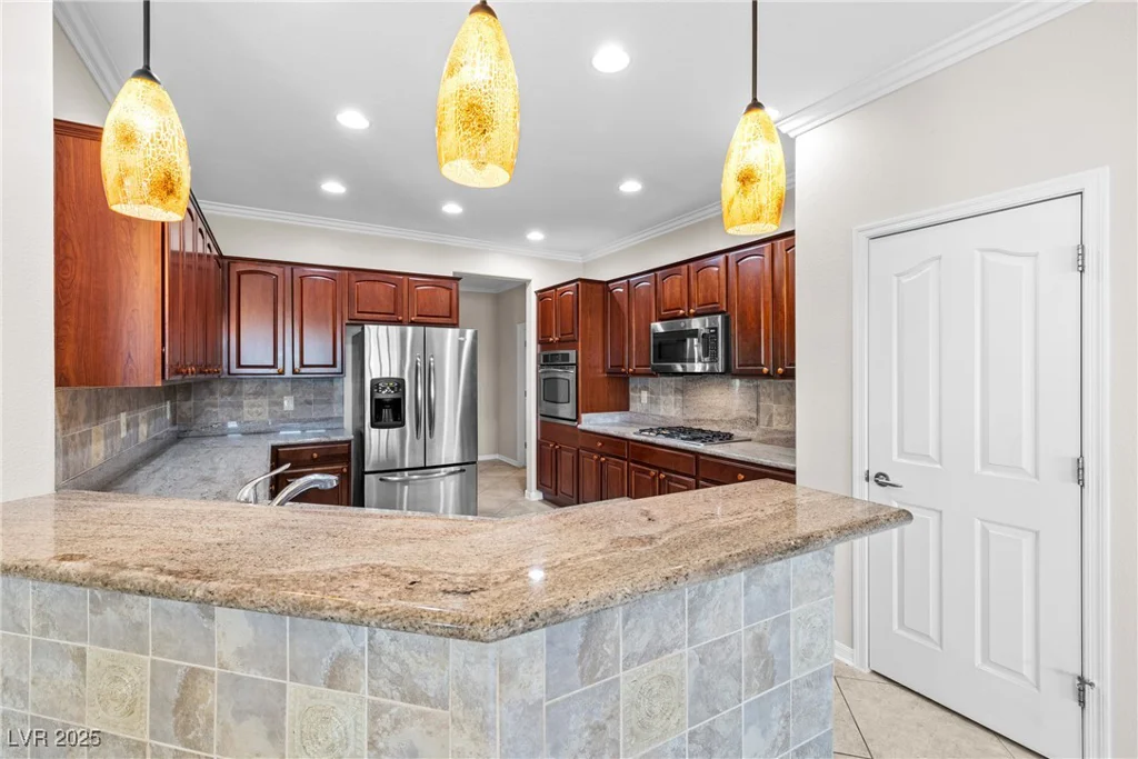 2373 Black River Falls, Henderson, NV 89044