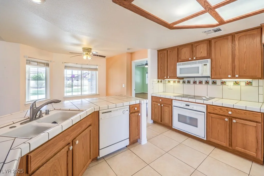 5231 Chasemoor, Pahrump, NV 89061