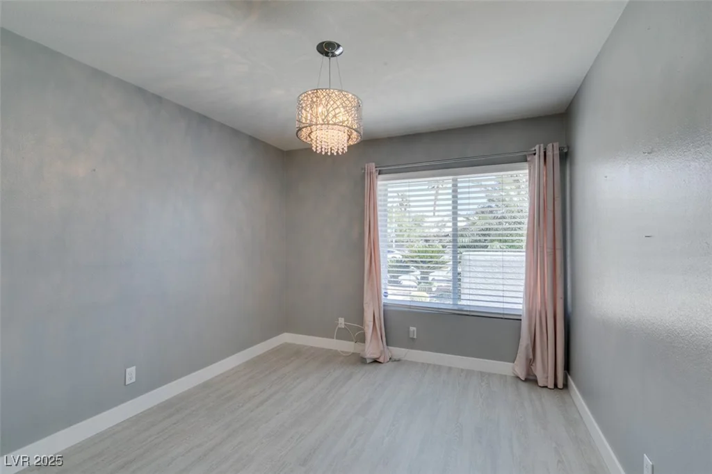 4731 Torrence, Las Vegas, NV 89103