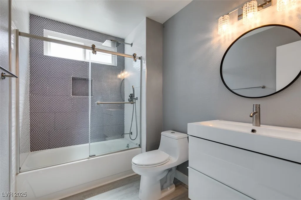 4731 Torrence, Las Vegas, NV 89103