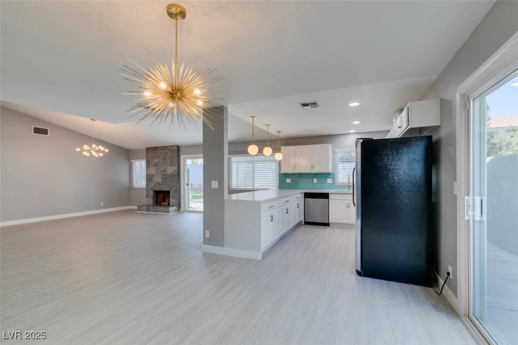 4731 Torrence, Las Vegas, NV 89103