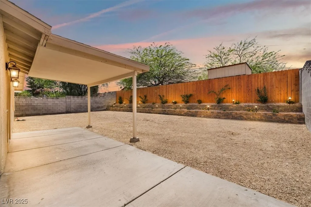 5001 Morris, Las Vegas, NV 89122