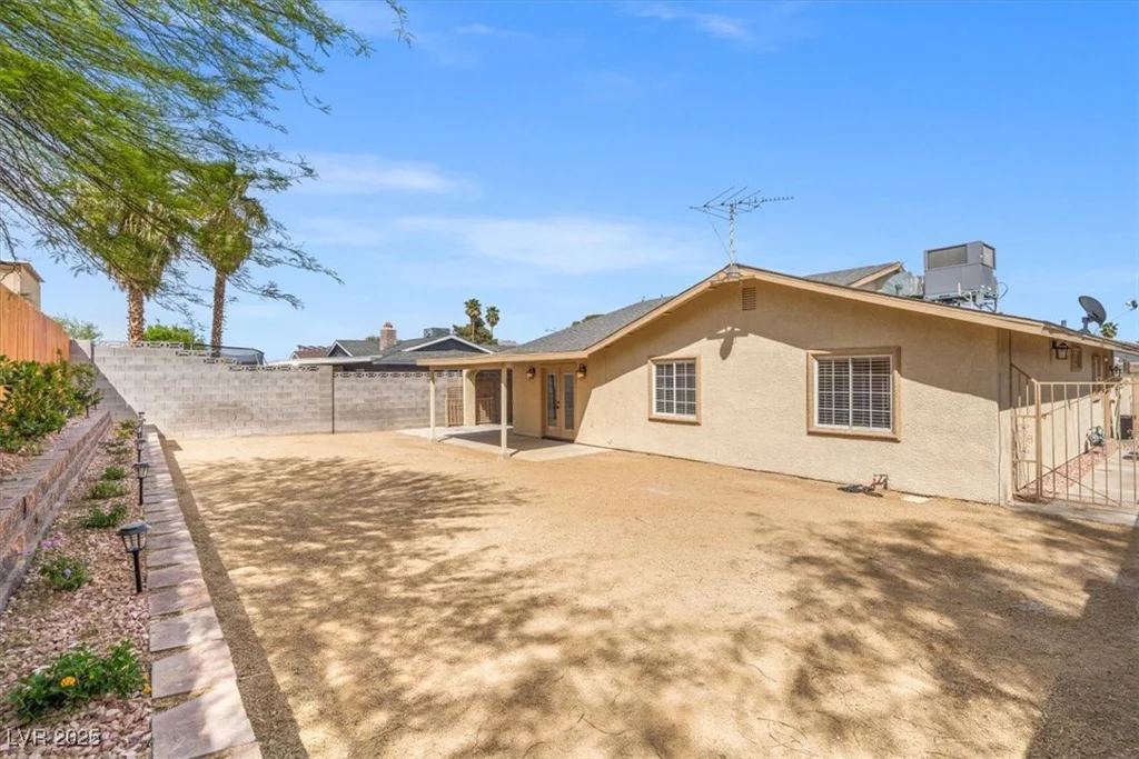 5001 Morris, Las Vegas, NV 89122