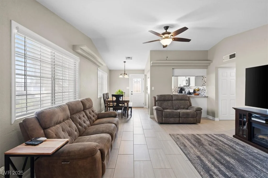 5001 Morris, Las Vegas, NV 89122