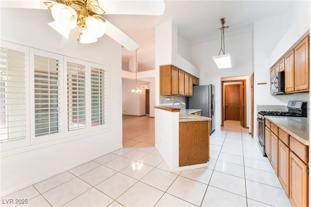 5029 Pacific Grove, Las Vegas, NV 89130