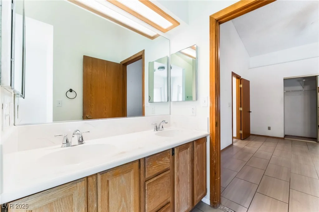 5029 Pacific Grove, Las Vegas, NV 89130