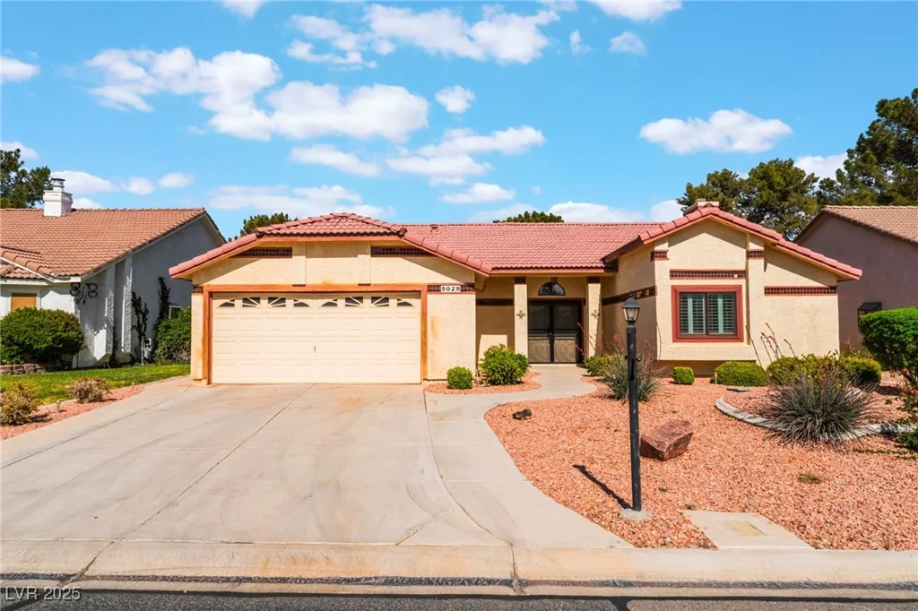 5029 Pacific Grove, Las Vegas, NV 89130