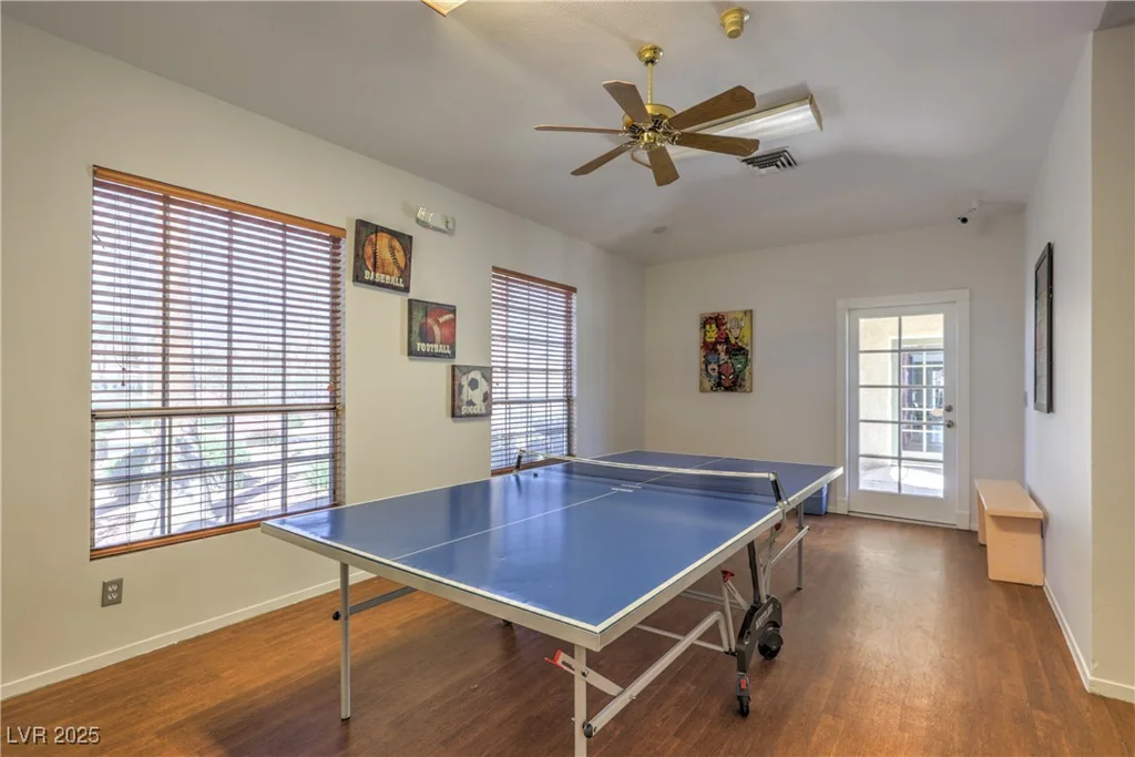 2744 Ironside, Las Vegas, NV 89108
