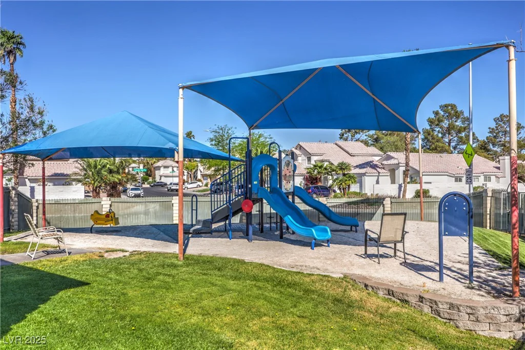 2744 Ironside, Las Vegas, NV 89108