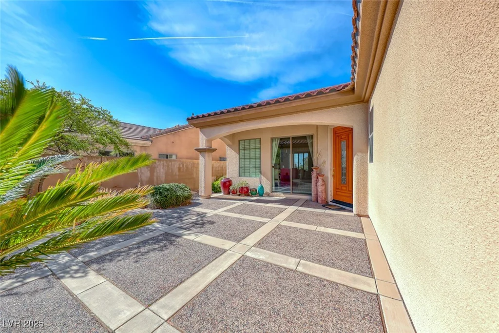 14 Hunt Valley, Henderson, NV 89052
