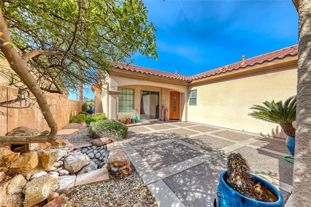 14 Hunt Valley, Henderson, NV 89052