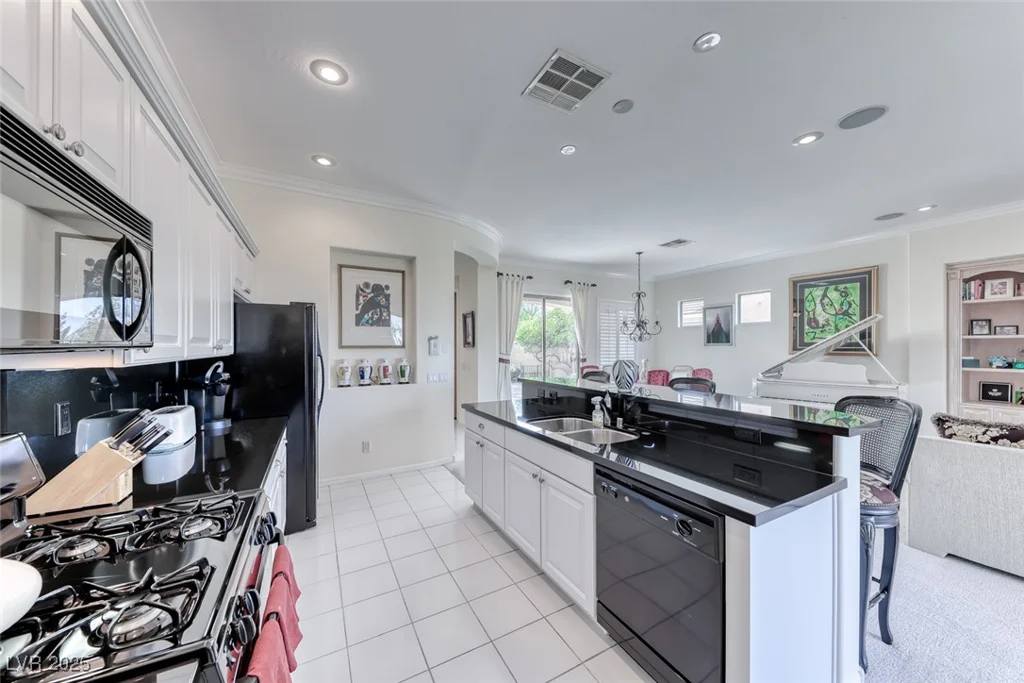 14 Hunt Valley, Henderson, NV 89052