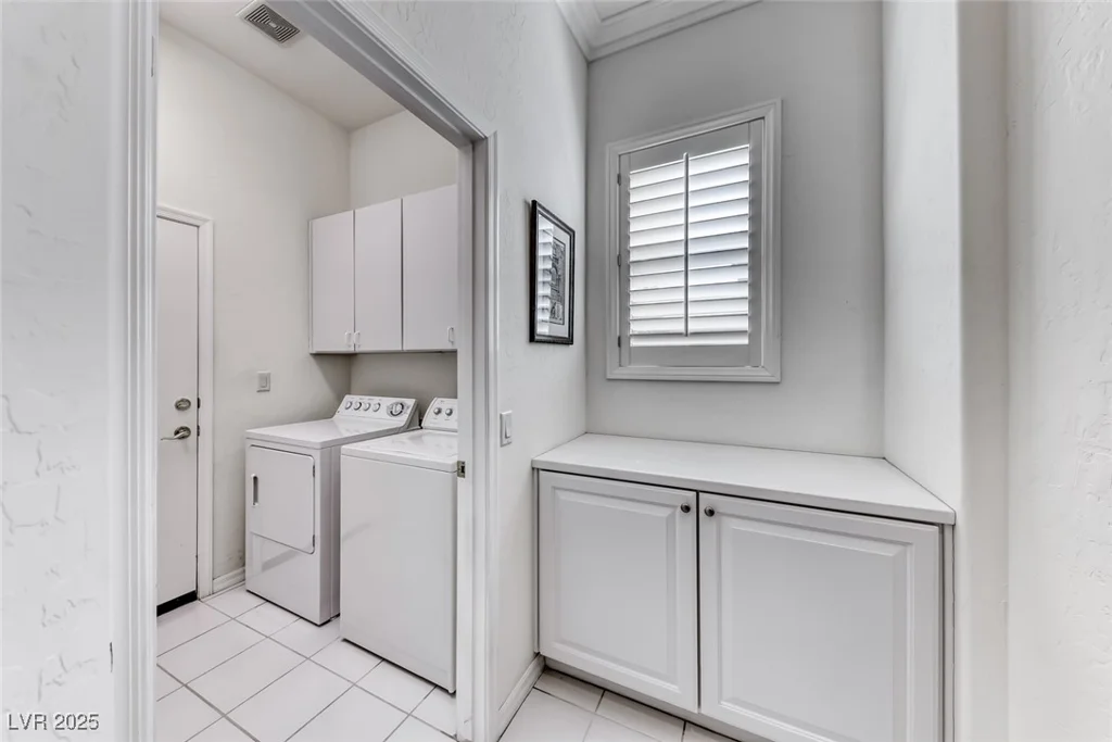 14 Hunt Valley, Henderson, NV 89052